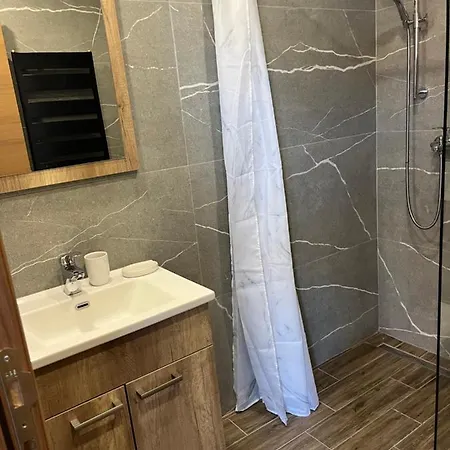 President Kop Fibi * Κοπαόνικ