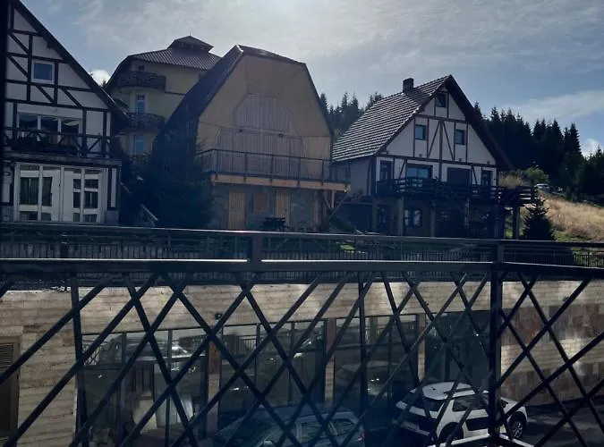 President Kop Fibi Apartman *